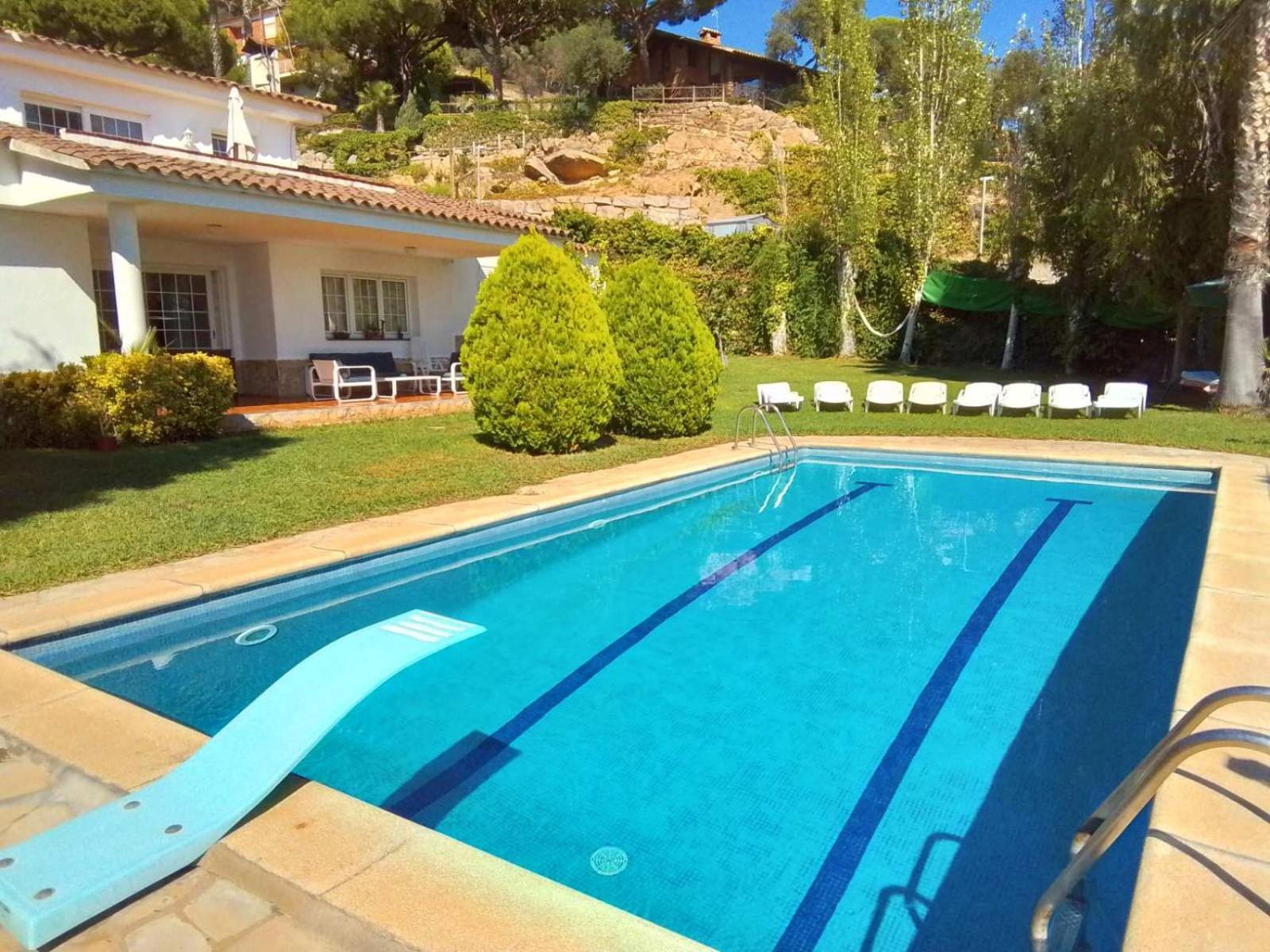 Villa Max Lloret de Mar Exterior photo